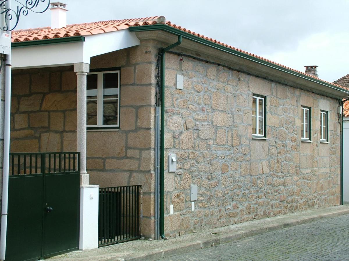 Casa D Toninha - Casas De Campo - Turismo Espaco Rural - Al Sernancelhe Exterior photo